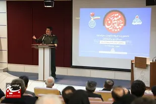 ملت ایران به صورت یکپارچه انقلاب را به پیروزی رساندند