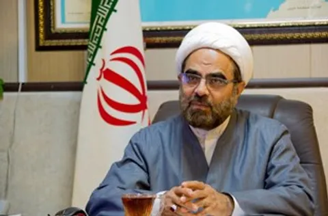 بزرگنمايی فرهنگ بيگانگان و عبور از خط قرمزها آثار مخربی برای جامعه به‌همراه دارد