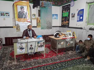سربیشه/برگزاری مراسم گرامیداشت هفته دفاع مقدس در روستای حجت آباد