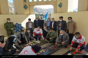 غبارروبی مزار مطهر شهدای گمنام بام ملایر