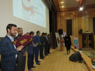 تجلیل از برگزیدگان جشنواره هنرهای تجسمی بسیج