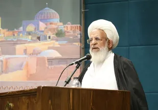 هتاکی به قرآن نشان دهنده اوج درماندگی غرب در برابر عظمت اسلام است