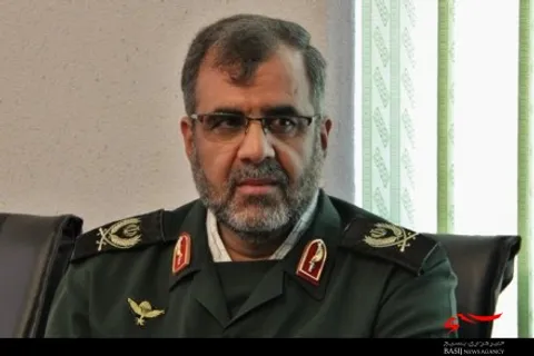 شعر جهادی و ارزشی باعث تقویت فرهنگ دفاع از وطن و انقلاب می‌شود