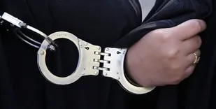 دستگیری زن کلاه&zwnj;بردار در شاهرود