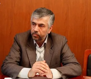 وزیر ارشاد پاسخگوی ورود جعفر پناهی به جشنواره فجر باشد