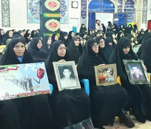 یادواره شهدای زن با حضور خانواده محترم اولین شهید مدافع حرم گیلان شهید امیررضا علیزاده برگزار شد