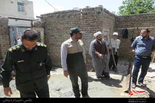 بازدید فرمانده سپاه ملایر از طرح جهاد همبستگی در  محله شمس&zwnj;آباد