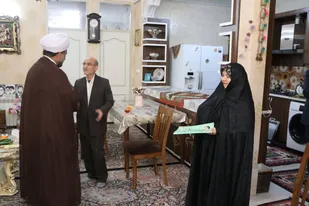 دیدار مسئول نمایندگی ولی فقیه در سازمان بسیج مستضعفین با خانواده شهید سهراب اسماعیلی