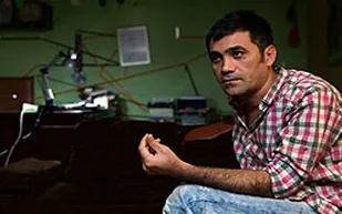 مسئولان هنر را قربانی زدوبندهای سیاسی نکنند