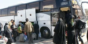 مسافرگیری اتوبوس ها در پایانه برکت