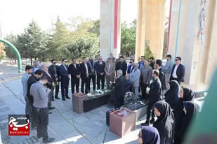 غبارروبی گلزار شهدا به مناسبت هفته تربیت&zwnj;بدنی و ورزش در همدان+تصاویر