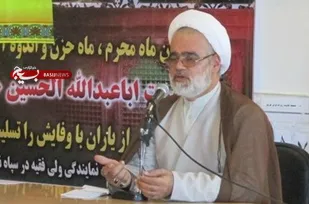برخی در کشور سرنوشت حکام نالایق عربی را در سرسپردگی به آمریکا فراموش کرده&zwnj;اند