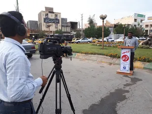 اجرای تریبون آزاد بسیج در دانشگاه آزاد اسلامی میناب