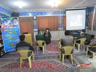 نشست صمیمی فرمانده ناحیه مقاومت بسیج خمینی شهر با کارگران