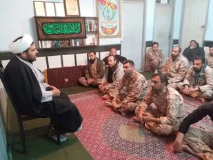 جوانان تاریخ اسلام را مطالعه کنند