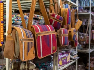 دایر بودن نمایشگاه&zwnj;های صنایع&zwnj;دستی تا پایان تعطیلات