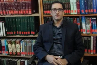 همزمان با هفته کتاب و کتاب خوانی، برنامه های متنوعی در کتابخانه های آران و بیدگل برنامه ریزی شده است