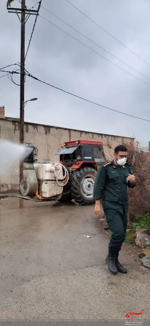 ضدعفونی و گندزدایی روستاهای بخش مرکزی ساوه توسط بسیجیان حوزه علی بن ابیطالب علیه السلام