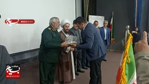 مراسم تجلیل از کارگران نمونه در خوی برگزار شد