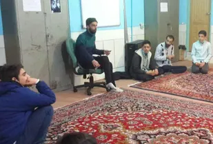 جلسه حلقه صالحین در پایگاه بسیج کربلا برگزار شد