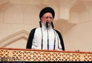 سپاه پاسداران نگهبان و حافظ دستاوردهای انقلاب اسلامی است