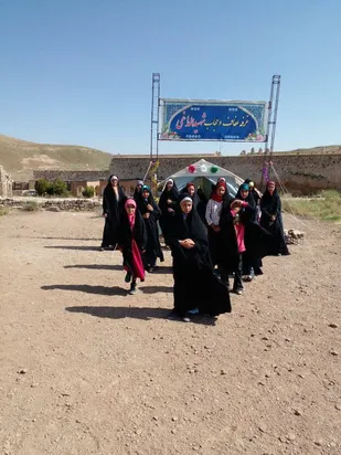 برپایی غرفه حجاب و عفاف در مجموعه&zwnj; جهانی تخت سلیمان تکاب