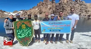 صعود موفقیت آمیز تیم کوهنوردی حرفه ای پاسداران و بسیجیان سپاه تهران بزرگ به قله سبلان