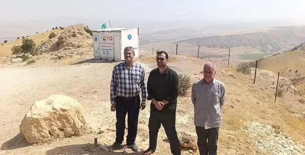 بسیجیان کاروان راهیان نور شهرستان کردکوی در دومین روز از اردوی راهیان نور غرب کشور، از یادمان شهدای بازی&zwnj;دراز بازدید کردند.