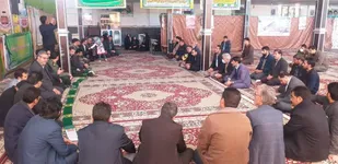 میزخدمت ادارات کوهبنان درمسجد صاحب الزمان(عج)برگزار شد.