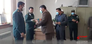 آبروی محله و تجلیل از مادر شهیدان والا