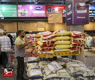 ۸۷ تن اقلام تنظیم بازار در شهرستان شادگان توزیع شد