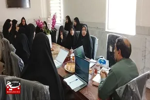 بازدید معاون بسیج مساجدومحلات سپاه سلمان استان سیستان و بلوچستان از حوزه شهیده نسیمه زارعی