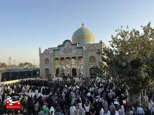 &nbsp;

تعویض پرچم سیاه و اهتزاز پرچم سبز حرم امامزاده حسین(ع) قزوین+تصاویر