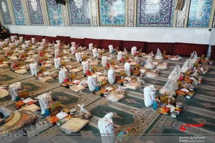 تهیه سبد معیشتی به همت بسیجیان پایگاه سلاله ملایر