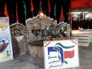 اختتامیه برنامه های هفته دفاع مقدس با برگزاری یادبود دو شهید گمنام دانشگاه آزاد بردسکن