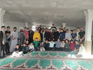 شرکت دانش آموزان دهه هشتادی فیروزکوه  در مراسم اعتکاف