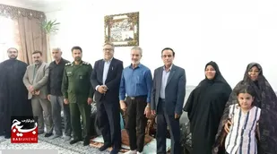 دیدار مسئولین کوهبنان با علی اصغر نوروزی جانباز ۷۰ درصد دفاع مقدس