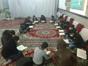 از برپایی حلقه&zwnj;های صالحین تا نشست بصیرتی بسیجیان در مجن