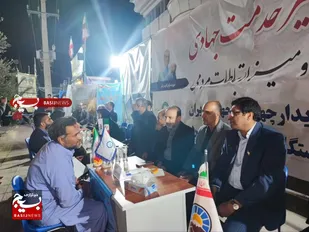 همبستگی در مسیر خدمت به مردم با برپایی میز خدمت جهادی در تجمعات شبانه مردمی