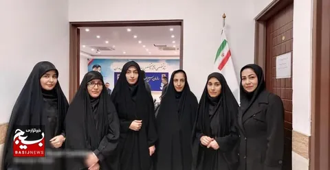 برگزاری میز خدمت توسط واحد خواهران سازمان بسیج مهندسین صنعت و معدن استان همدان