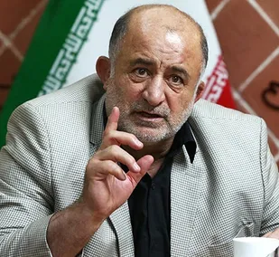 وزیر بهداشت اعتقادی به قانون درمان رایگان ندارد/طرح تحول، اختلاف زیادی در خانواده نظام سلامت ایجاد کرد/بهداشت، فدای درمان شده
