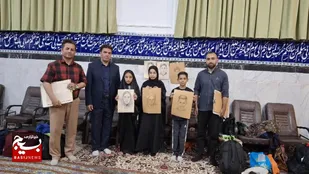 &nbsp; اهدای نقاشی چهره به زائرین پیاده رضوی در نیشابور&nbsp;