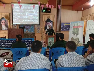 سربازی نماد ایثار و ایمان است