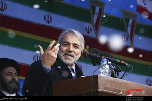 کجا هستند آن چشمان نابینا که ببینند ملت دلاور و متدین، استوارتر از گذشته در حمایت از انقلاب جشن چهل&zwnj;سالگی گرفتند