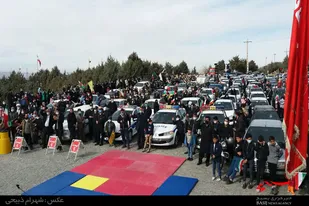 راهپیمایی خودرویی ۲۲ بهمن در ملایر برگزار شد