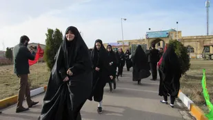 ۶۰۰ دانشجوی خواهر اردبیلی عازم مناطق عملیاتی جنوب کشور شدند