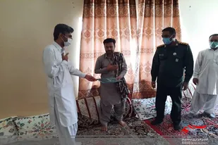 دیدار فرمانده حوزه شهید شهرامفر پلان با خانواده شهید بی باک به مناسبت سوم خرداد