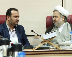 یکی از تکالیف مهم حقوق&zwnj;دانان انقلابی ارائه خدمات حقوقی مناسب نیاز مردم است