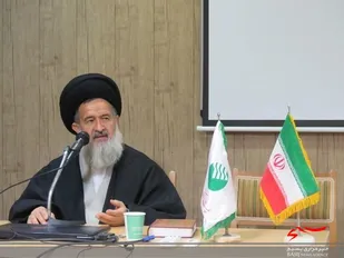 همایش فرماندهان حوزه بسیج کارمندی شهید بهشتی قم برگزار شد