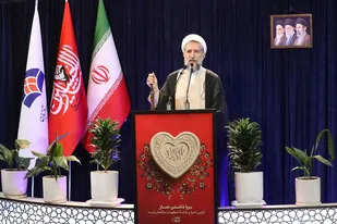 ایران اسلامی با تکیه بر ایمان مردم، دوگانه کاذب علم و دین را به چالش کشیده است/مسئولان برای کاهش تورم و مشکلات اقتصادی مردم حداکثر تلاش خود را به کار گیرند